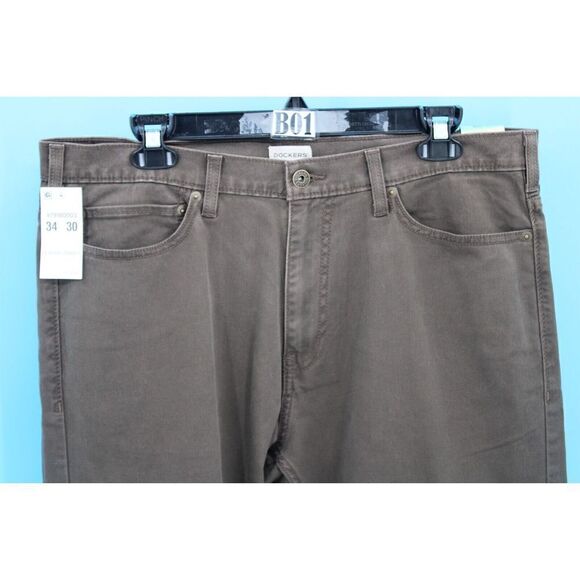 Dockers Men's Straight Fit Jean Cut Khaki Brown all motion comfort 34/30 NWT - Picture 2 of 6